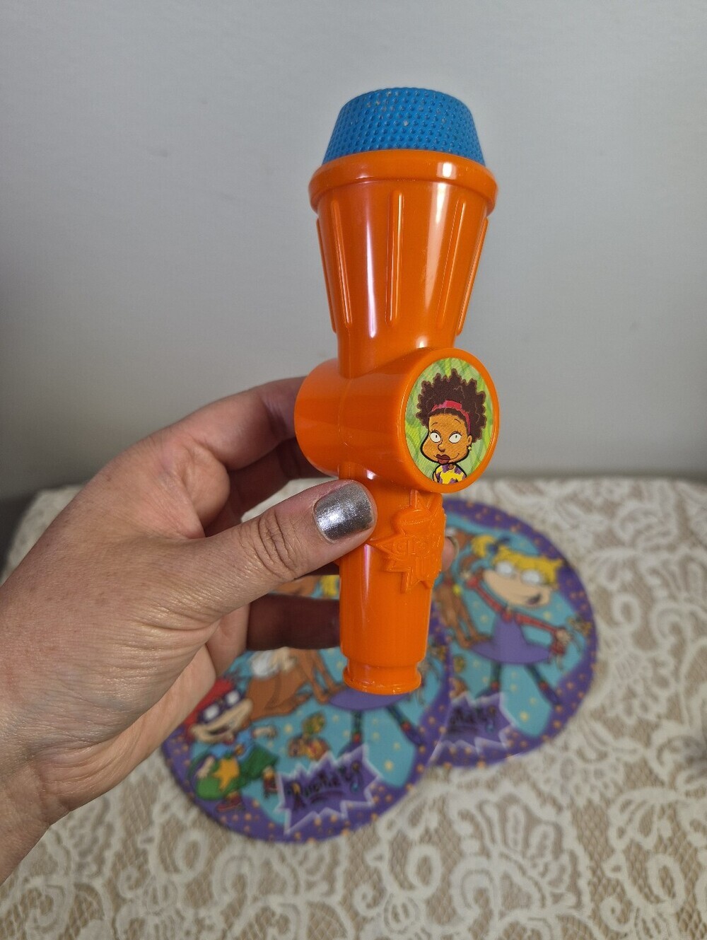 2 Rugrats Plates + Mic Toy - Picture 9 of 9